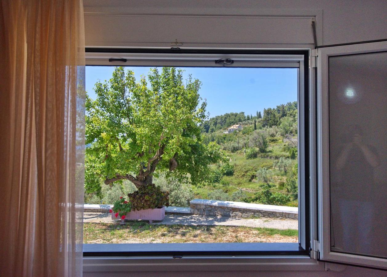 Myrtilo Cottage Votsi  Exterior photo